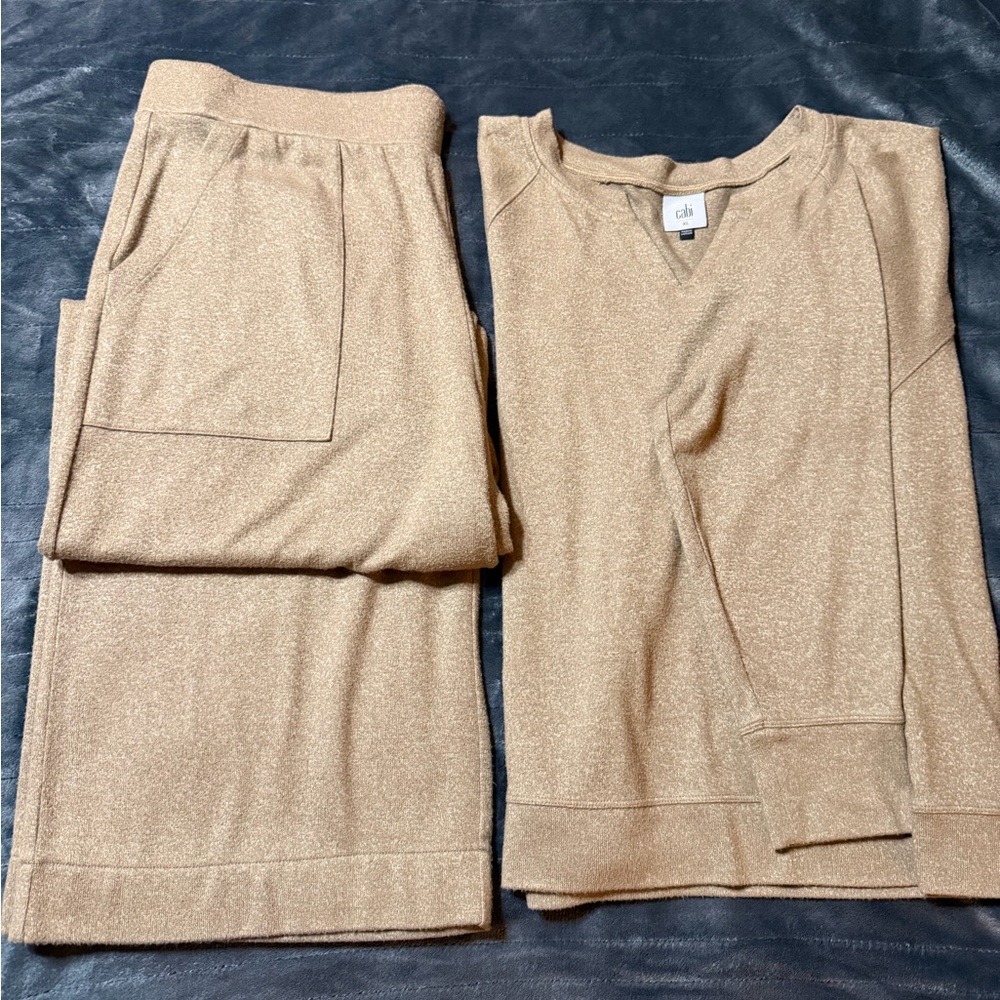 Cabi Book Club Tan Lounge Set